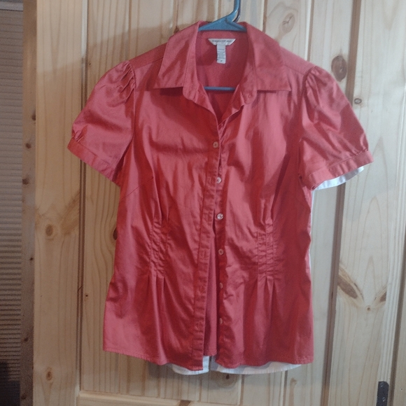 Three Banana Republic button downs - Picture 1 of 12